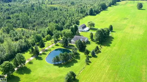 8255 Marine City, Fair Haven, MI 48023