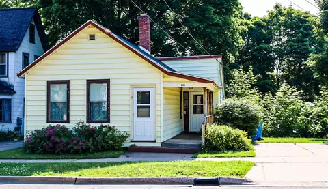 616 N Fourth, Marquette, MI 49855