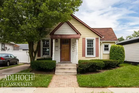 17727 Roseville, Roseville, MI 48066
