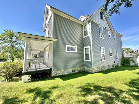 Exterior - 512 S 13th, Escanaba, MI 49829 photo 2 of 9