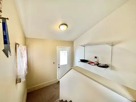 Entry Way - 512 S 13th, Escanaba, MI 49829 photo 4 of 4