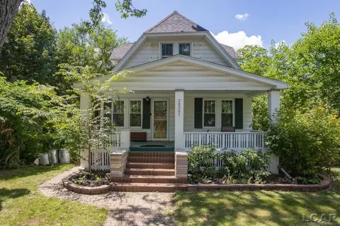 20201 Gillman, Livonia, MI 48152