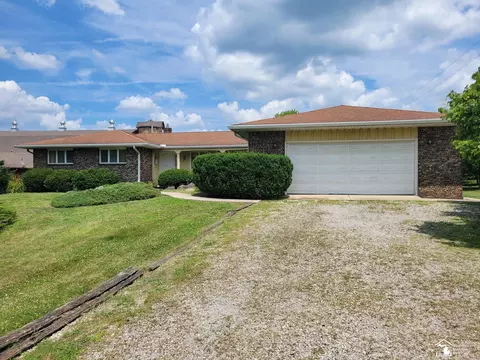 3770 N Custer, Monroe, MI 48162 photo 2