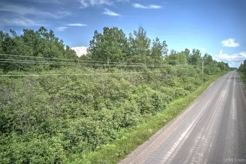 Tbd Lot B Golf Course, Calumet, MI 49913