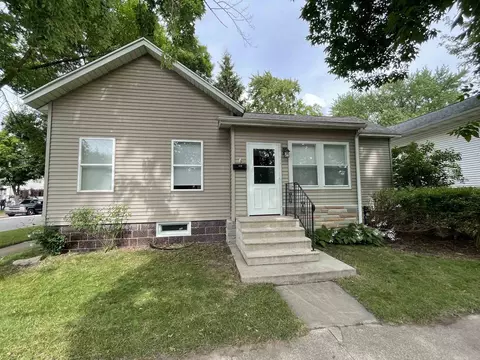 310 N Warner, Bay City, MI 48706