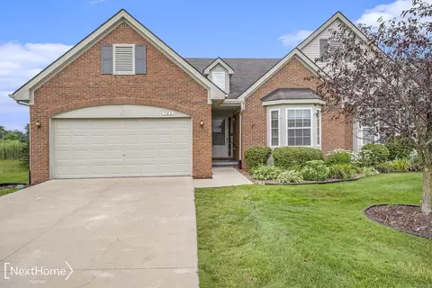 7031 Iris, Grand Blanc, MI 48439