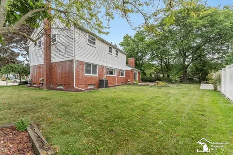 14715 Old Town, Riverview, MI 48193 photo 48