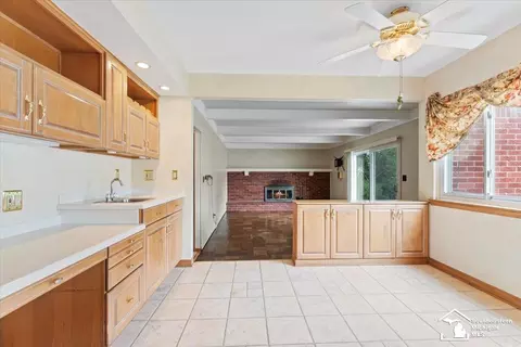 14715 Old Town, Riverview, MI 48193 photo 11