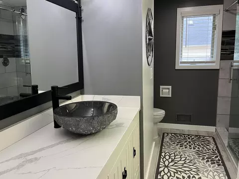 Bath - 4440 Hamilton, Gladwin, MI 48624 photo 4 of 10