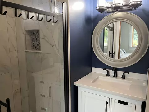 Bath - 4440 Hamilton, Gladwin, MI 48624 photo 1 of 10