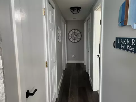 Entry Way - 4440 Hamilton, Gladwin, MI 48624 photo 1 of 3