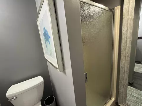 Bath - 4440 Hamilton, Gladwin, MI 48624 photo 9 of 10