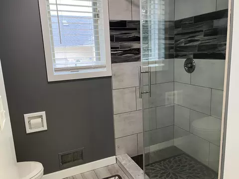 Bath - 4440 Hamilton, Gladwin, MI 48624 photo 5 of 10