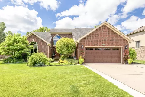 51975 Copper Creek Ct, New Baltimore, MI 48047