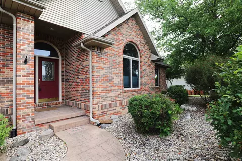 Exterior - 6520 Stonebrook, Flushing, MI 48433 photo 3 of 12