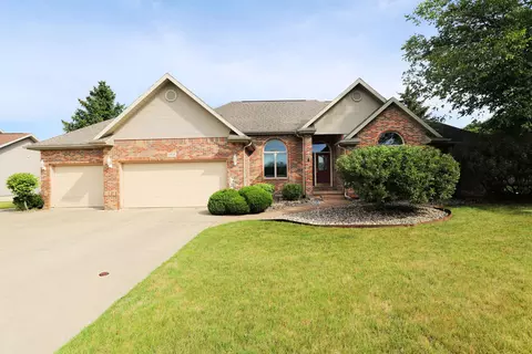 6520 Stonebrook, Flushing, MI 48433