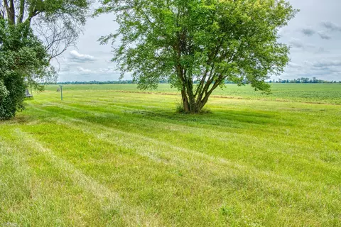 8488 State, Chesaning, MI 48616 photo 24