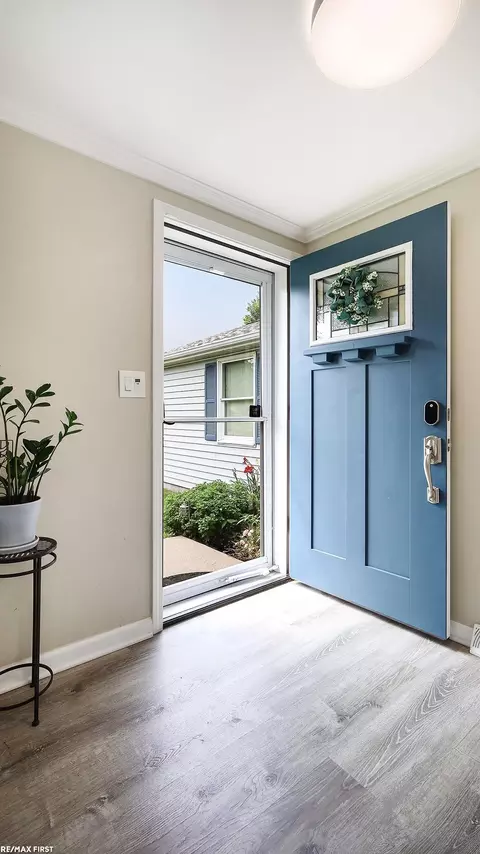 Entry Way - 45976 Brookside N, Macomb, MI 48044 photo 1 of 1