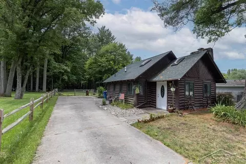 2101 N Neiner, Sanford, MI 48657