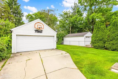 415 Calvin, Grosse Pointe Farms, MI 48236 photo 21