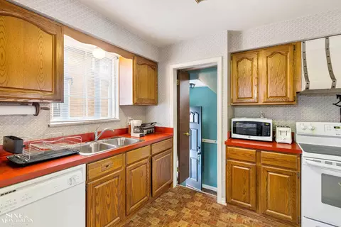 415 Calvin, Grosse Pointe Farms, MI 48236 photo 4