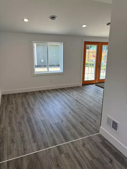 Other - 916 E King, Owosso, MI 48867 photo 1 of 5
