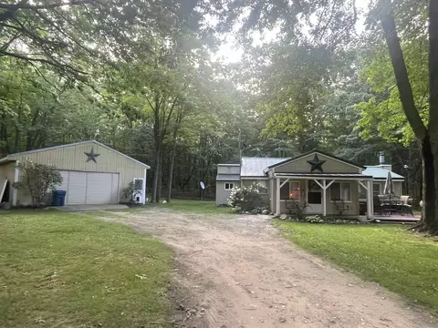 8800 S Acorn, Harrison, MI 48625