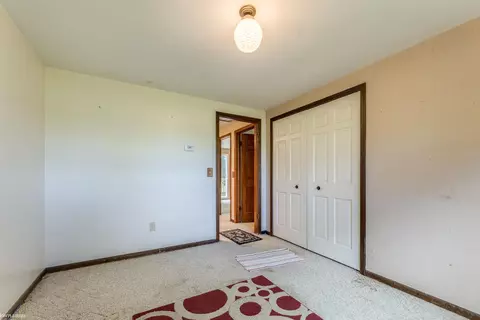 Bedroom - 7337 Frith, Saint Clair, MI 48079 photo 2 of 5