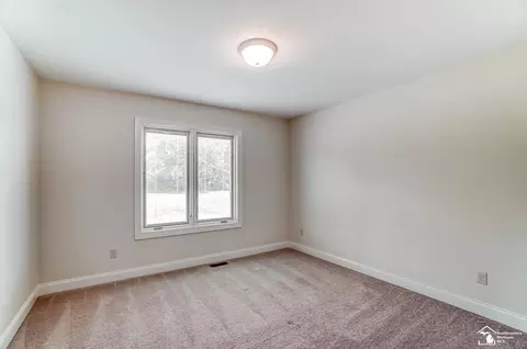 384 Central Park, Monroe, MI 48162 photo 37