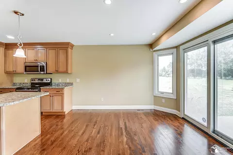 384 Central Park, Monroe, MI 48162 photo 17