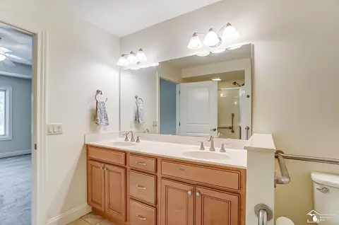 384 Central Park, Monroe, MI 48162 photo 26