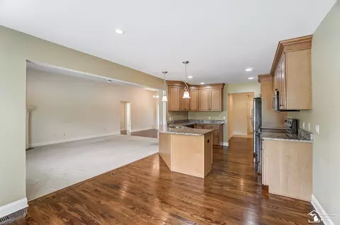 384 Central Park, Monroe, MI 48162 photo 18