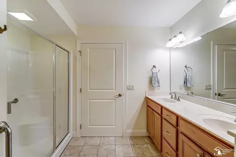 384 Central Park, Monroe, MI 48162 photo 28