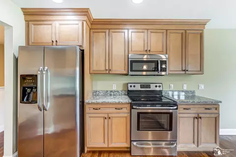 384 Central Park, Monroe, MI 48162 photo 15