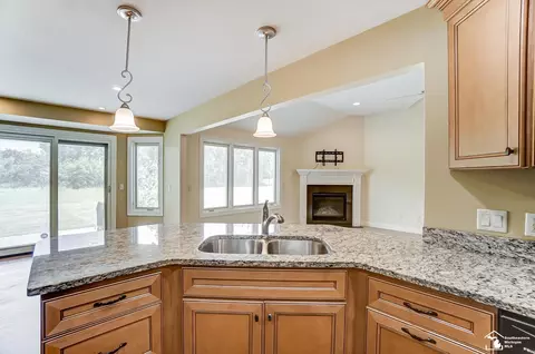 384 Central Park, Monroe, MI 48162 photo 14