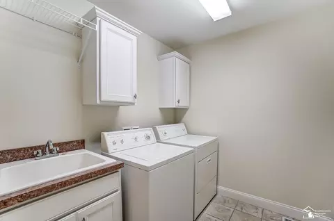 384 Central Park, Monroe, MI 48162 photo 38
