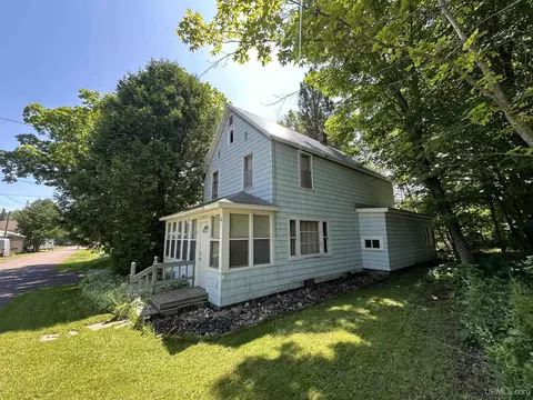19633 Dodge, Dodgeville, MI 49921