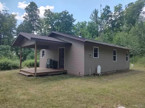80 Acres Off Northland Truck, Wells, MI 49831