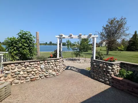 Exterior - 2750 S Fraser, Kawkawlin, MI 48631 photo 16 of 17