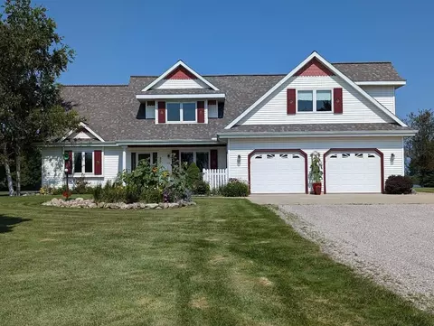 2750 S Fraser, Kawkawlin, MI 48631