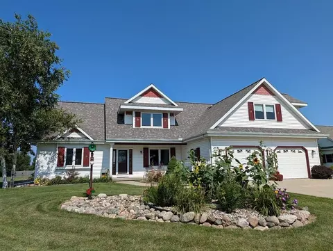 Exterior - 2750 S Fraser, Kawkawlin, MI 48631 photo 2 of 17