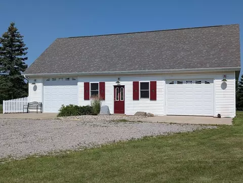 Exterior - 2750 S Fraser, Kawkawlin, MI 48631 photo 12 of 17