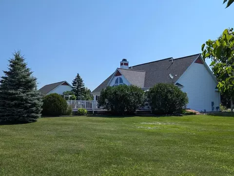 Exterior - 2750 S Fraser, Kawkawlin, MI 48631 photo 3 of 17