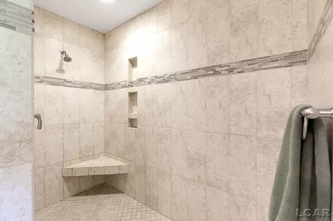 426 E Westwood, Adrian, MI 49221 photo 20