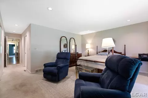 426 E Westwood, Adrian, MI 49221 photo 17