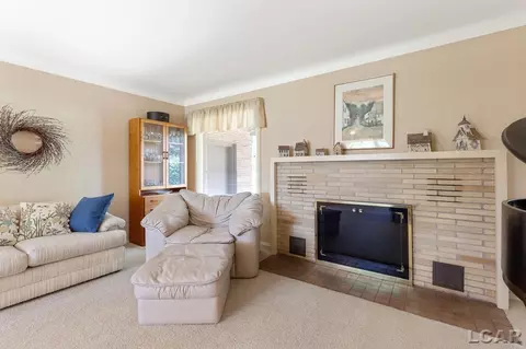 426 E Westwood, Adrian, MI 49221 photo 22