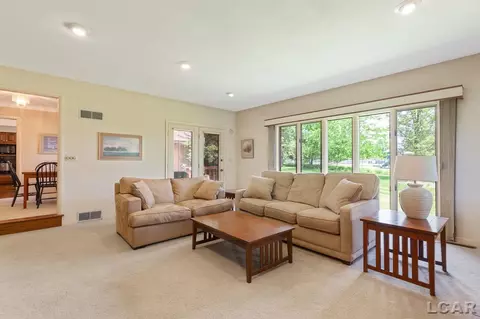 426 E Westwood, Adrian, MI 49221 photo 29