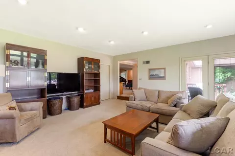 426 E Westwood, Adrian, MI 49221 photo 31
