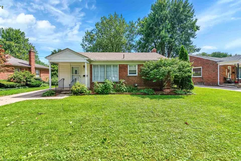 22720 Chapoton, Saint Clair Shores, MI 48080
