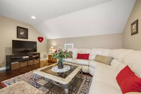 Living - 5226 Lakeshore, Deckerville, MI 48427 photo 8 of 9